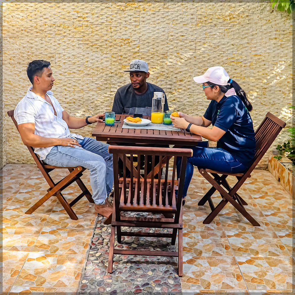 طقم طاولة وكراسي خشبي (4 كراسي وطاولة واحدة فقط)