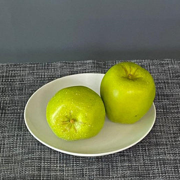 تفاحة زخرفية صناعية