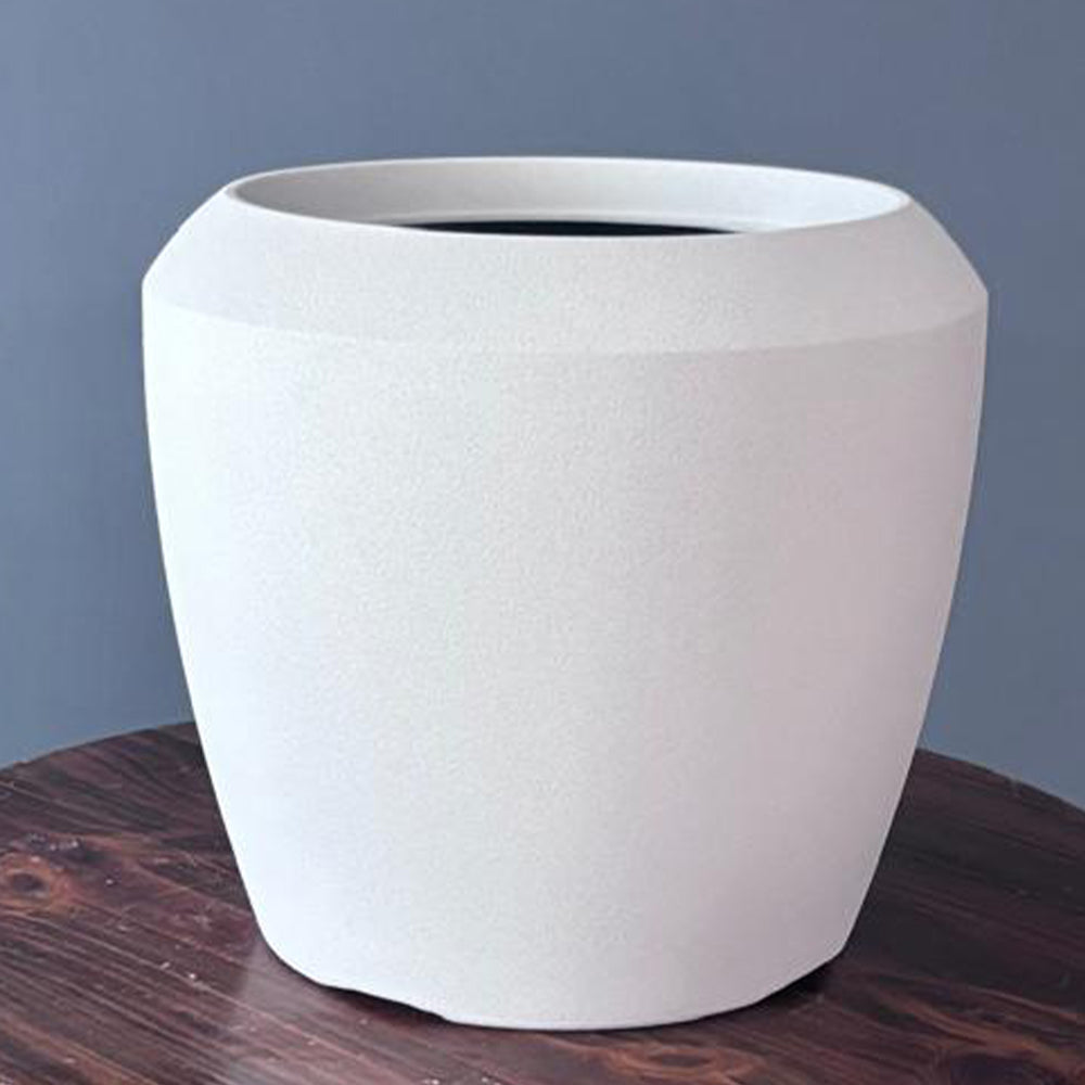 Modern Round Plastic Planter Pot