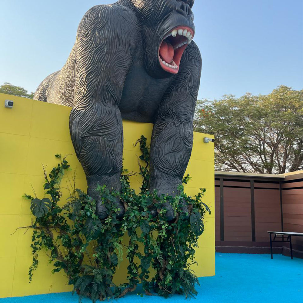 🦍 تركيب غوريلا مهيب – إحضار البرية إلى الحياة للعرض فقط (غير معروض للبيع)