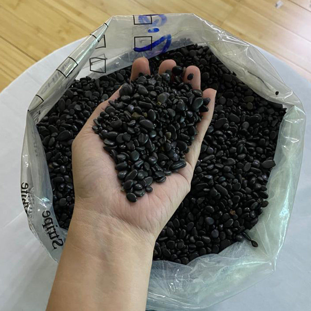 Natural Black Decorative Pebbles (4–6 mm)