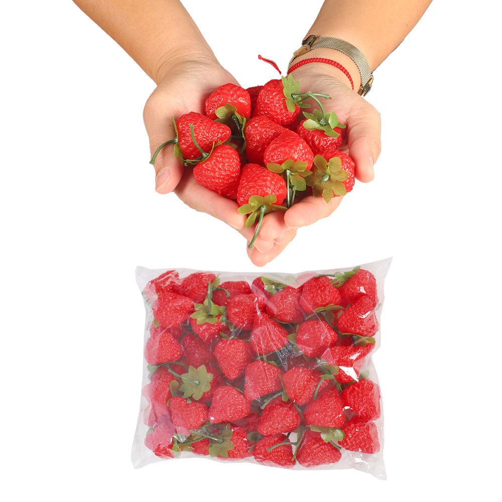 فراولة صناعية واقعية